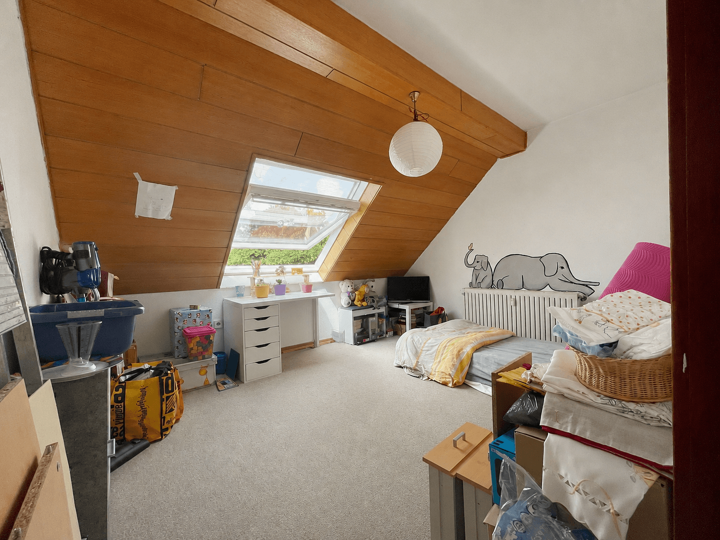 Pronájem bytu 3+1 45 m², Ackerstraße 20, Oberhausen, Severní Porýní-Vestfálsko Pronájem bytu 3+1 45 m², Ackerstraße 20, Oberhausen, Severní Porýní-Vestfálsko