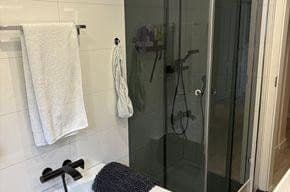 Prodej domu 260 m², pozemek 2.143 m², Bergisch Gladbach, Severní Porýní-Vestfálsko Prodej domu 260 m², pozemek 2.143 m², Bergisch Gladbach, Severní Porýní-Vestfálsko