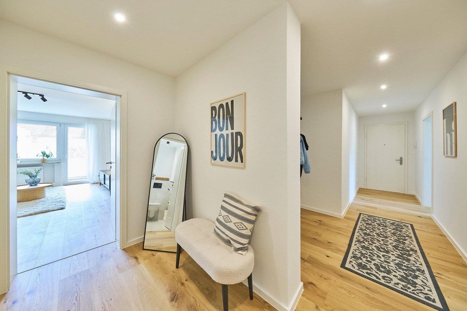 Prodej bytu 3+1 84 m², München, Bavorsko Prodej bytu 3+1 84 m², München, Bavorsko