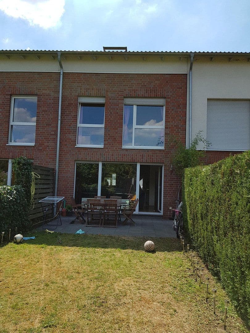 Pronájem domu 142 m², pozemek 181 m², Hans-Vilz-Weg 5, Düsseldorf-Wittlaer, Severní Porýní-Vestfálsko Pronájem domu 142 m², pozemek 181 m², Hans-Vilz-Weg 5, Düsseldorf-Wittlaer, Severní Porýní-Vestfálsko
