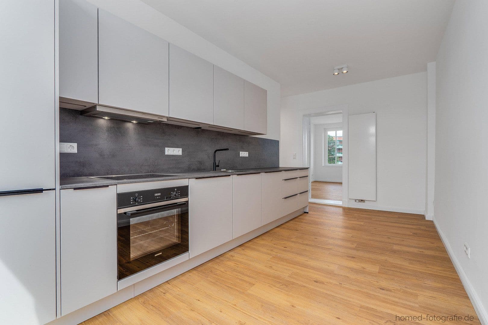 Pronájem bytu 2+1 68 m², Müggelheimer Straße 18, Berlin, Berlín Pronájem bytu 2+1 68 m², Müggelheimer Straße 18, Berlin, Berlín