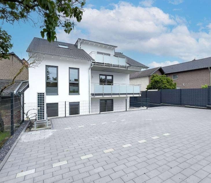 Prodej bytu 2+1 60 m², Rheinbach, Severní Porýní-Vestfálsko Prodej bytu 2+1 60 m², Rheinbach, Severní Porýní-Vestfálsko