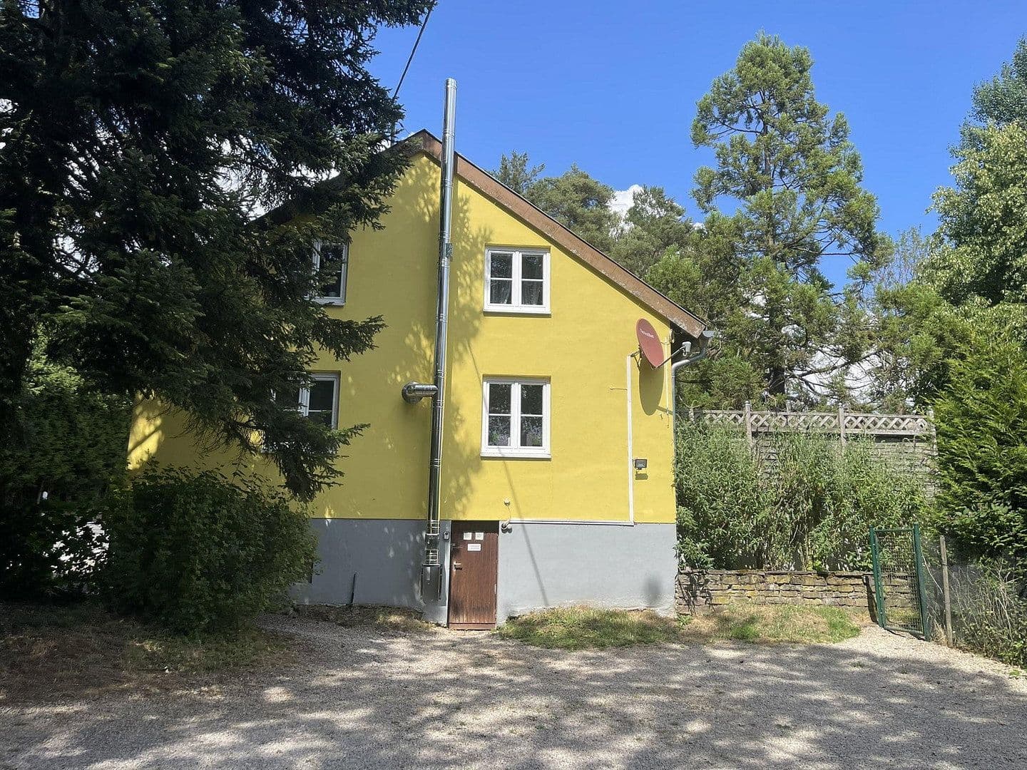 Prodej domu 201 m², pozemek 3.251 m², Kopp, Porýní-Falc Prodej domu 201 m², pozemek 3.251 m², Kopp, Porýní-Falc