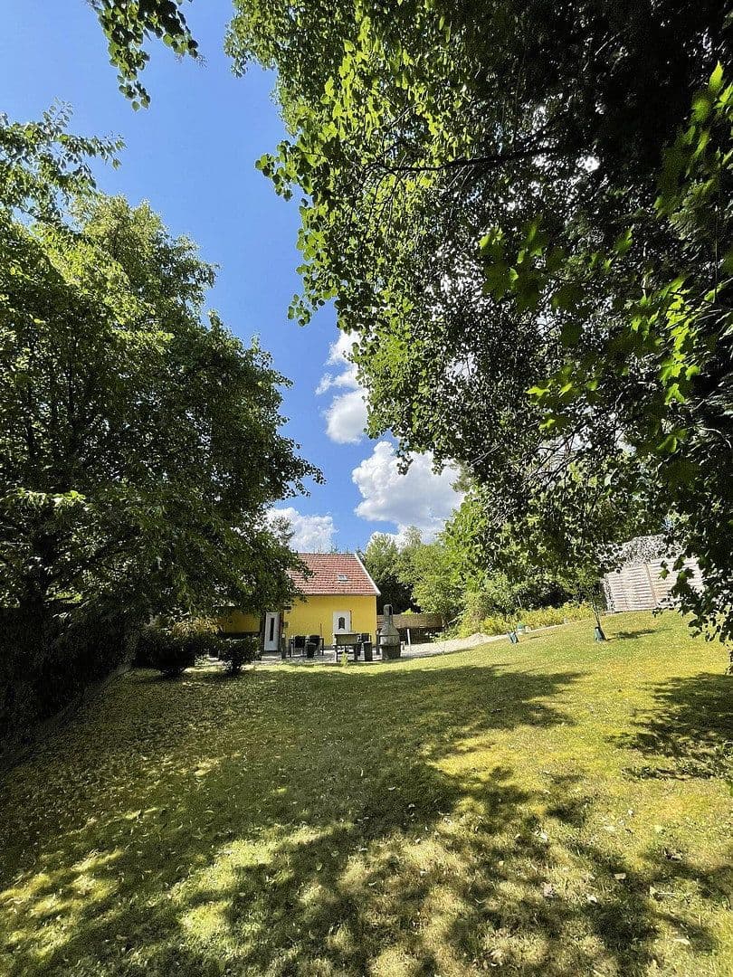 Prodej domu 201 m², pozemek 3.251 m², Kopp, Porýní-Falc Prodej domu 201 m², pozemek 3.251 m², Kopp, Porýní-Falc