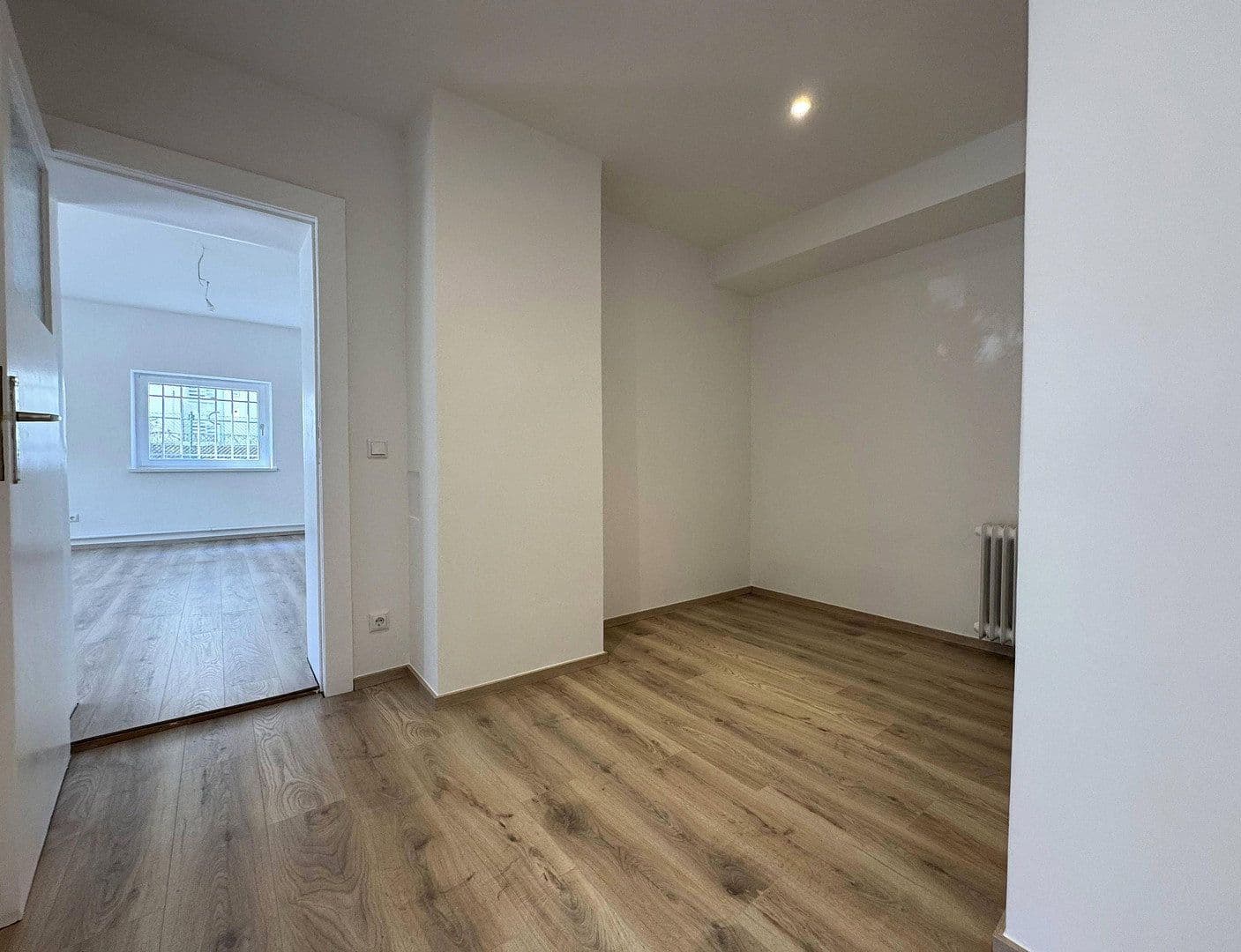 Pronájem bytu 2+1 90 m², Berlin, Berlín Pronájem bytu 2+1 90 m², Berlin, Berlín