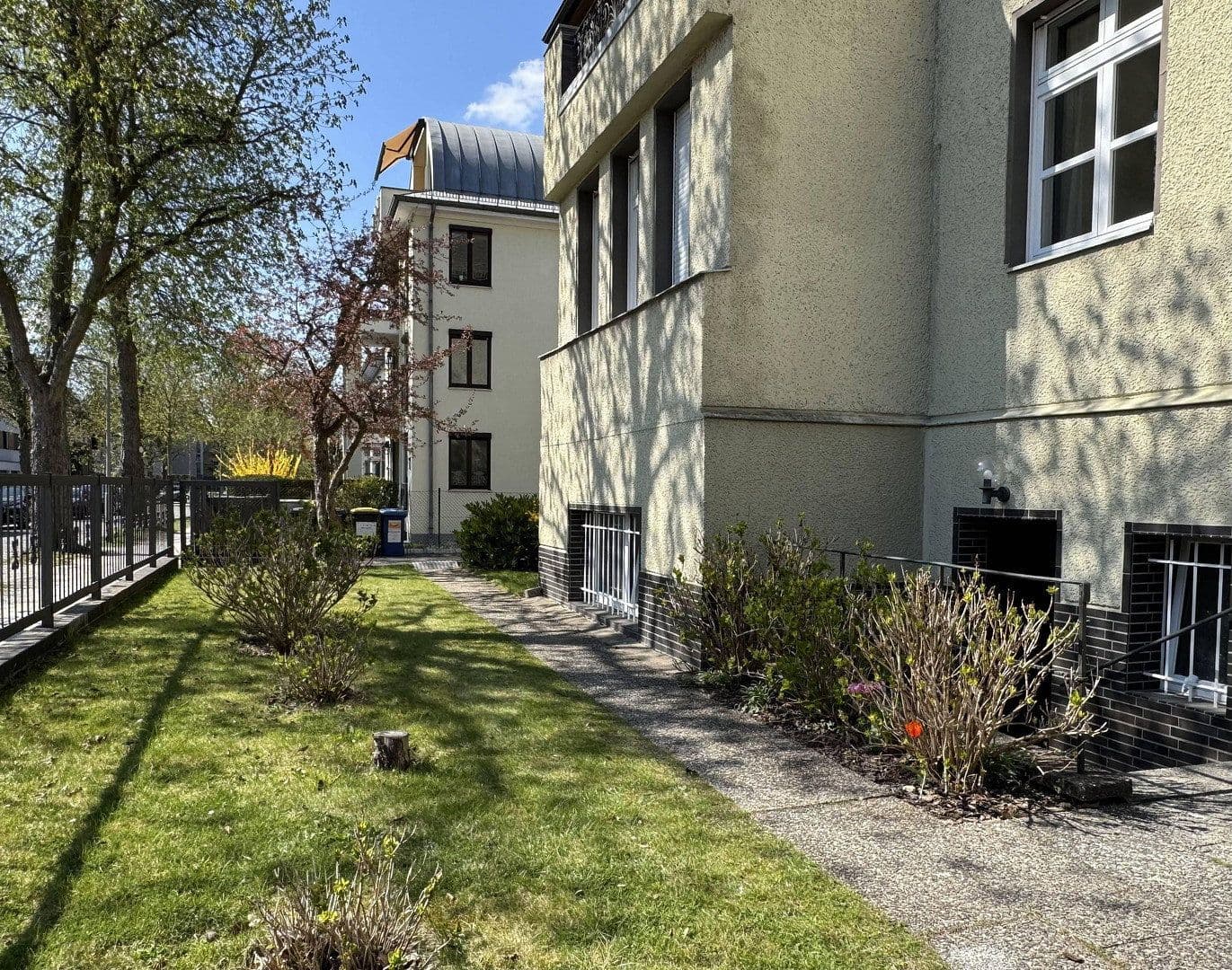 Pronájem bytu 2+1 90 m², Berlin, Berlín Pronájem bytu 2+1 90 m², Berlin, Berlín