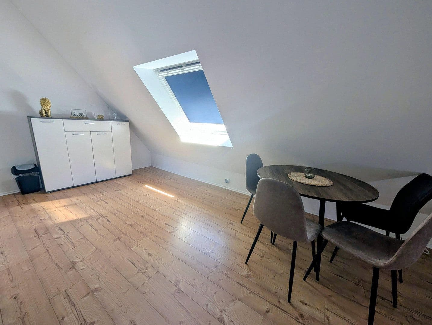 Pronájem bytu 2+1 40 m², Kaiserslautern, Porýní-Falc Pronájem bytu 2+1 40 m², Kaiserslautern, Porýní-Falc