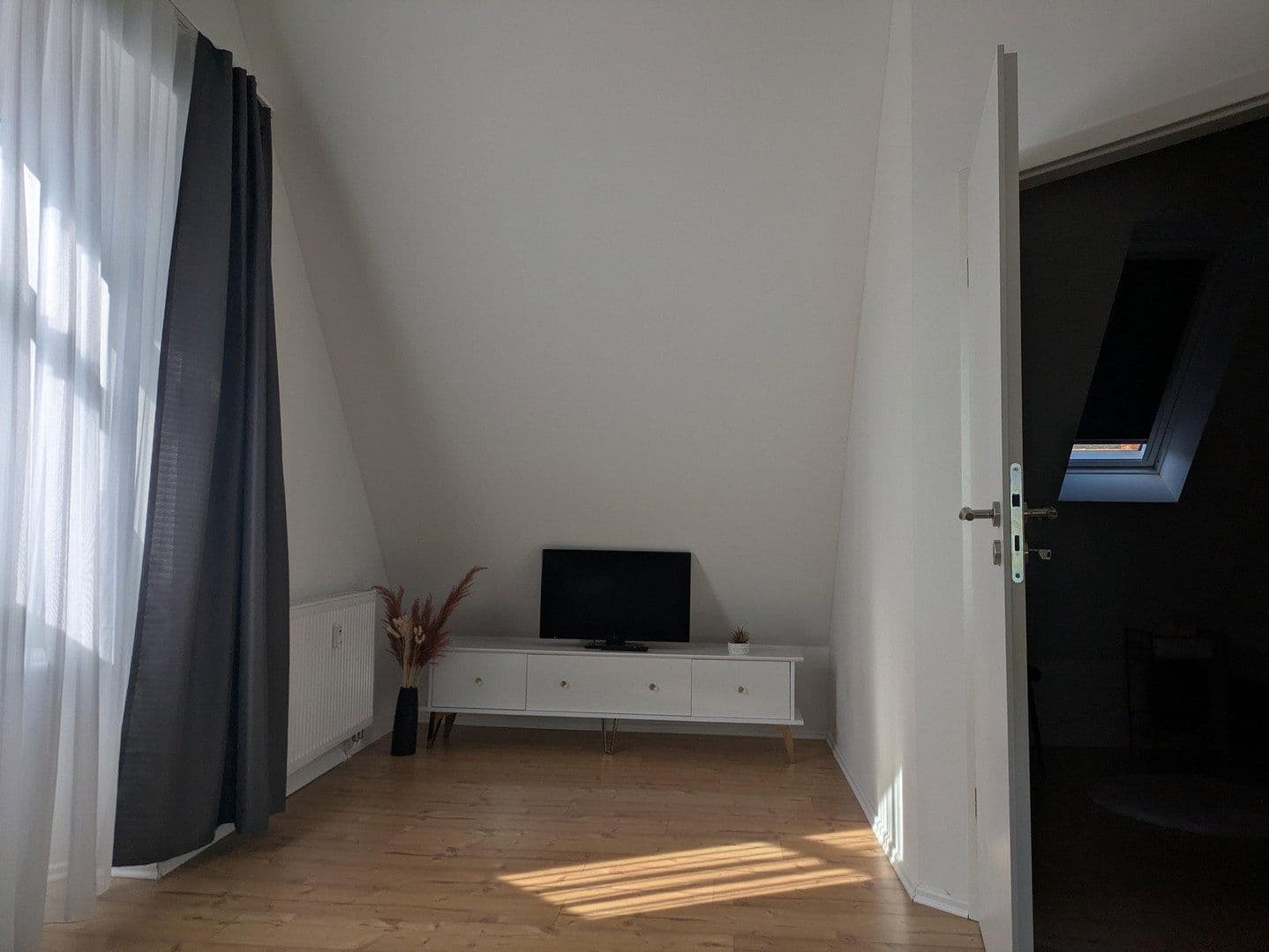 Pronájem bytu 2+1 40 m², Kaiserslautern, Porýní-Falc Pronájem bytu 2+1 40 m², Kaiserslautern, Porýní-Falc