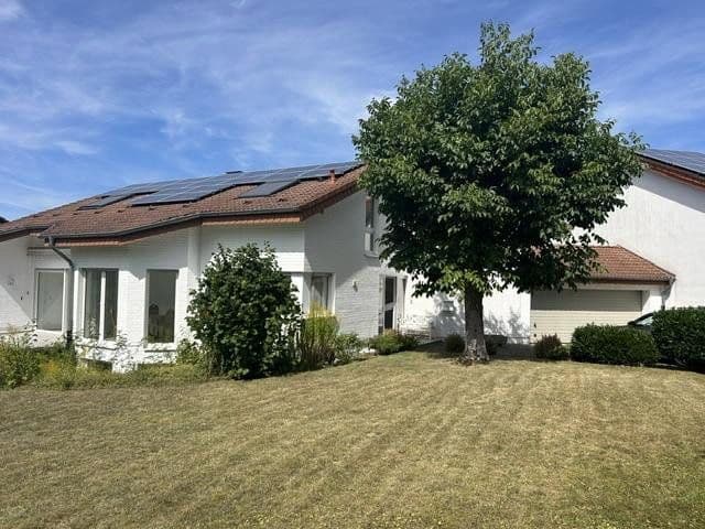 Prodej domu 202 m², pozemek 990 m², Paderborn, Severní Porýní-Vestfálsko Prodej domu 202 m², pozemek 990 m², Paderborn, Severní Porýní-Vestfálsko