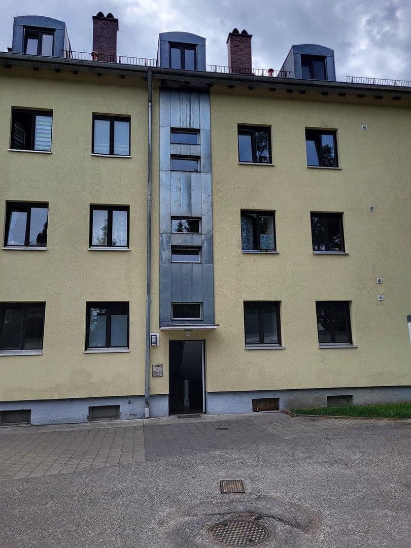 Prodej bytu 2+kk 51 m², Ernst-Moritz-Arndt-Straße 23-25, Augsburg, Bavorsko Prodej bytu 2+kk 51 m², Ernst-Moritz-Arndt-Straße 23-25, Augsburg, Bavorsko
