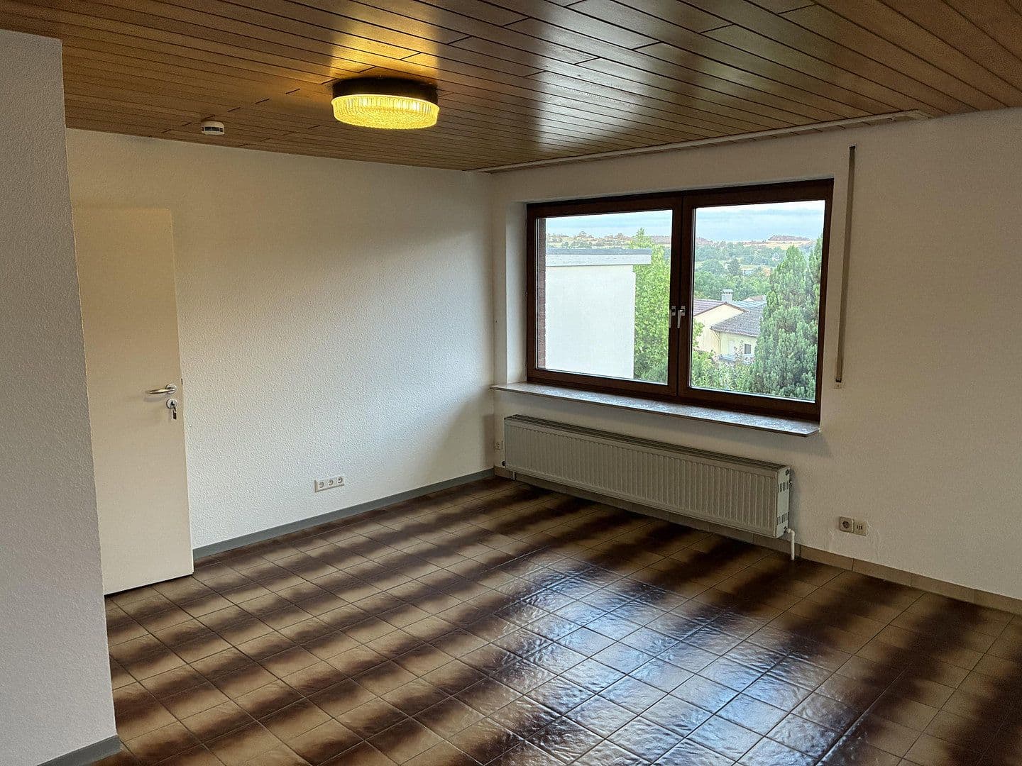 Pronájem bytu 1+1 22 m², Schillerstraße 41, Weil der Stadt, Bádensko-Württembersko Pronájem bytu 1+1 22 m², Schillerstraße 41, Weil der Stadt, Bádensko-Württembersko