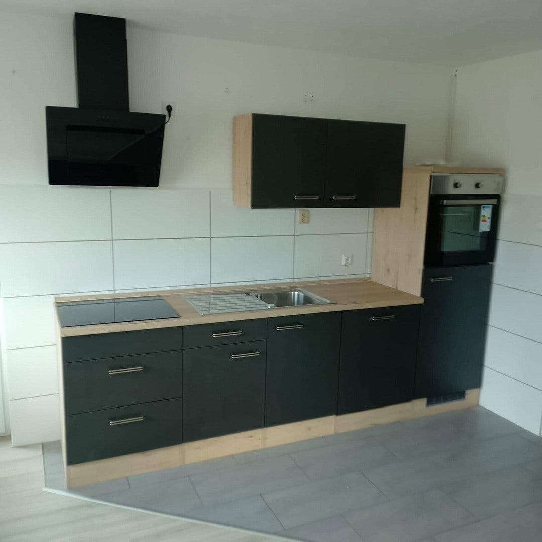 Pronájem bytu 1+1 81 m², Ringstraße 11, Walldürn, Bádensko-Württembersko Pronájem bytu 1+1 81 m², Ringstraße 11, Walldürn, Bádensko-Württembersko