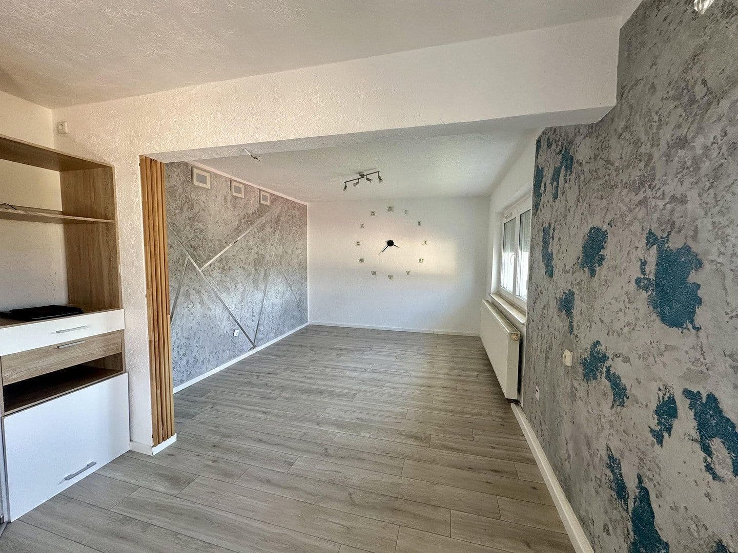Pronájem bytu 1+1 81 m², Ringstraße 11, Walldürn, Bádensko-Württembersko Pronájem bytu 1+1 81 m², Ringstraße 11, Walldürn, Bádensko-Württembersko