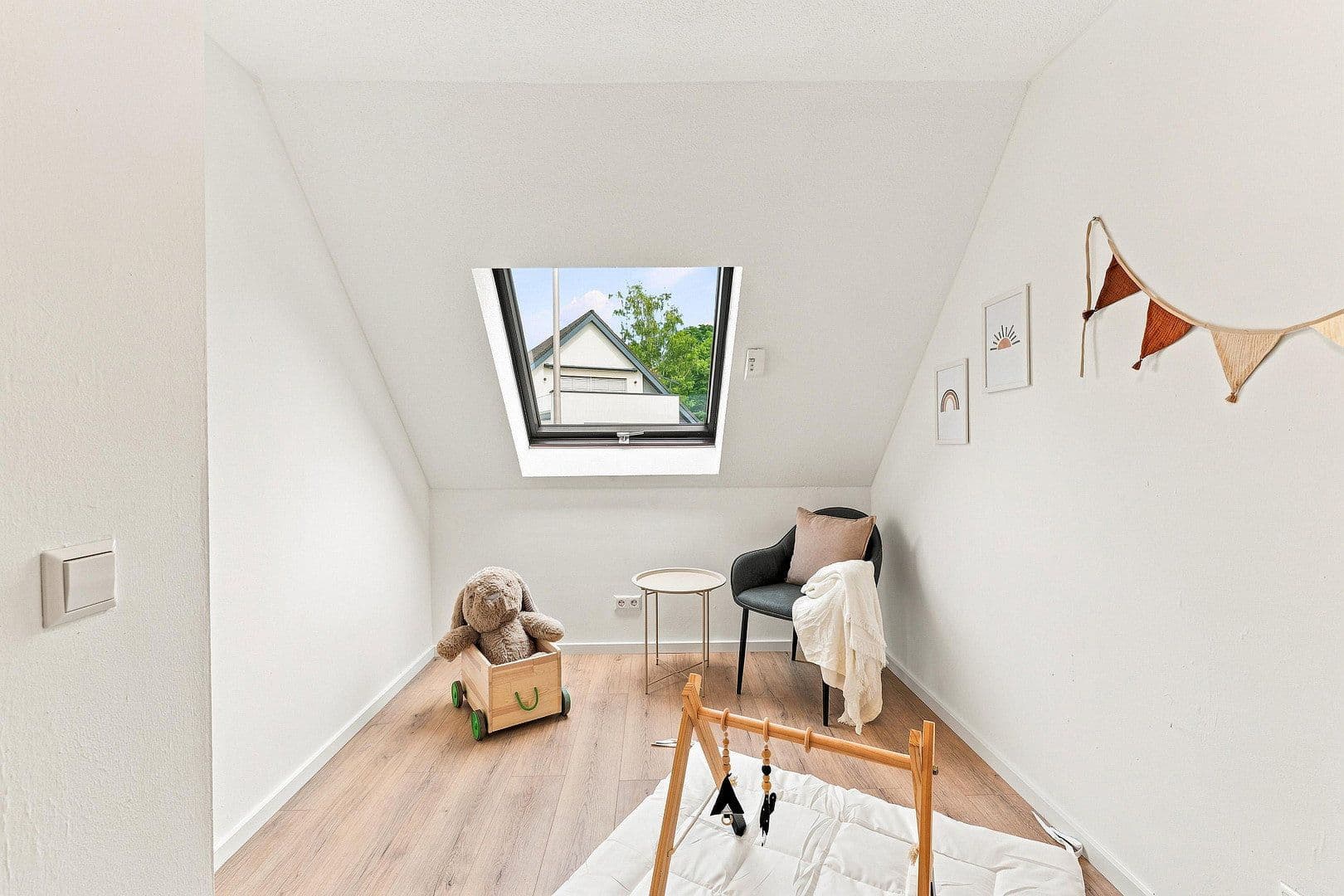 Prodej domu 148 m², pozemek 208 m², Senden, Bavorsko Prodej domu 148 m², pozemek 208 m², Senden, Bavorsko