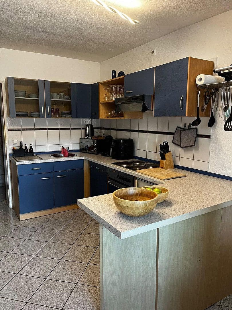 Pronájem bytu 1+1 64 m², Mollstr 27, Mannheim, Bádensko-Württembersko Pronájem bytu 1+1 64 m², Mollstr 27, Mannheim, Bádensko-Württembersko