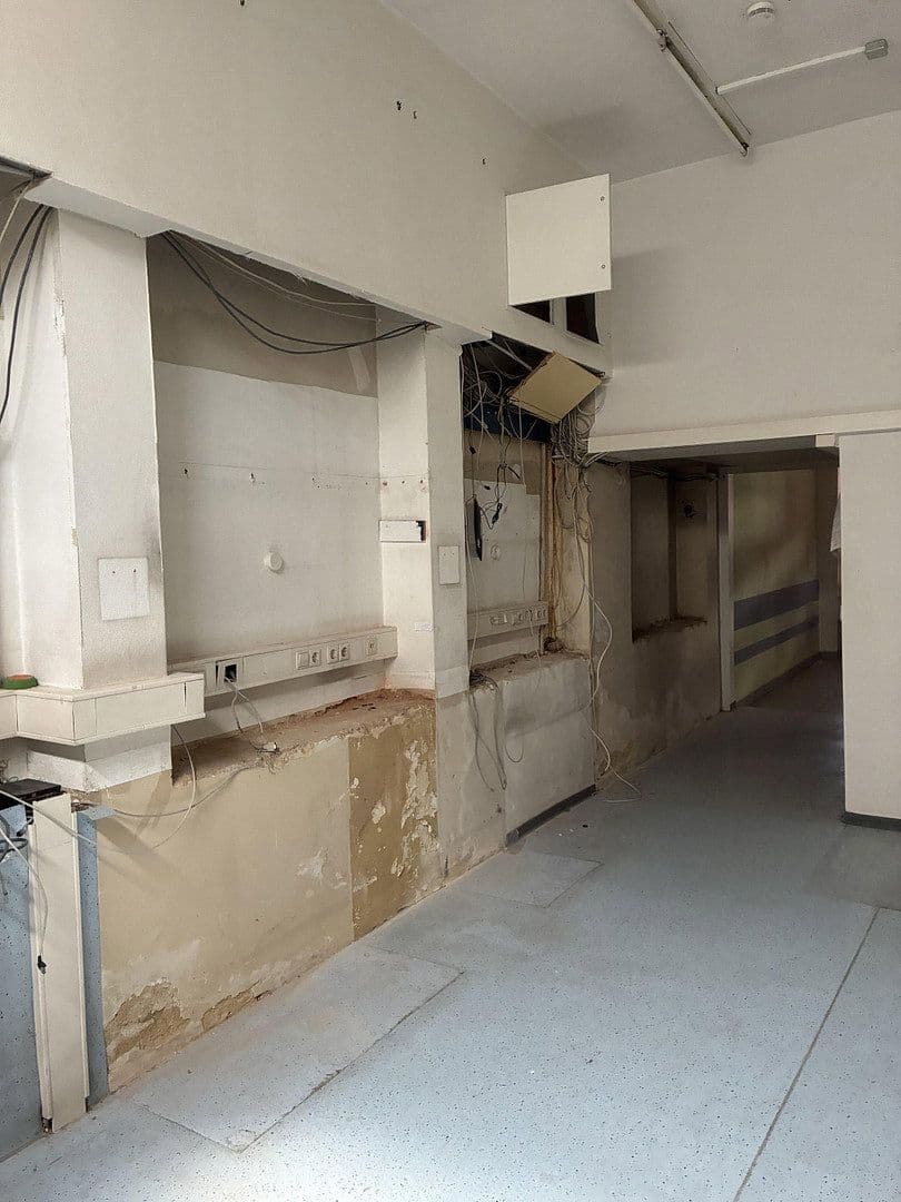 Pronájem nebytového prostoru 217 m², Salinenstrasse 35a, Bad Kreuznach, Porýní-Falc Pronájem nebytového prostoru 217 m², Salinenstrasse 35a, Bad Kreuznach, Porýní-Falc