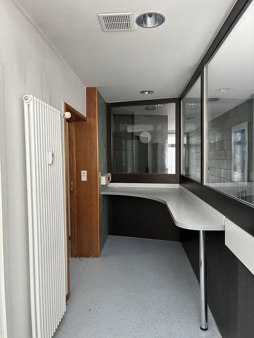 Pronájem nebytového prostoru 217 m², Salinenstrasse 35a, Bad Kreuznach, Porýní-Falc Pronájem nebytového prostoru 217 m², Salinenstrasse 35a, Bad Kreuznach, Porýní-Falc