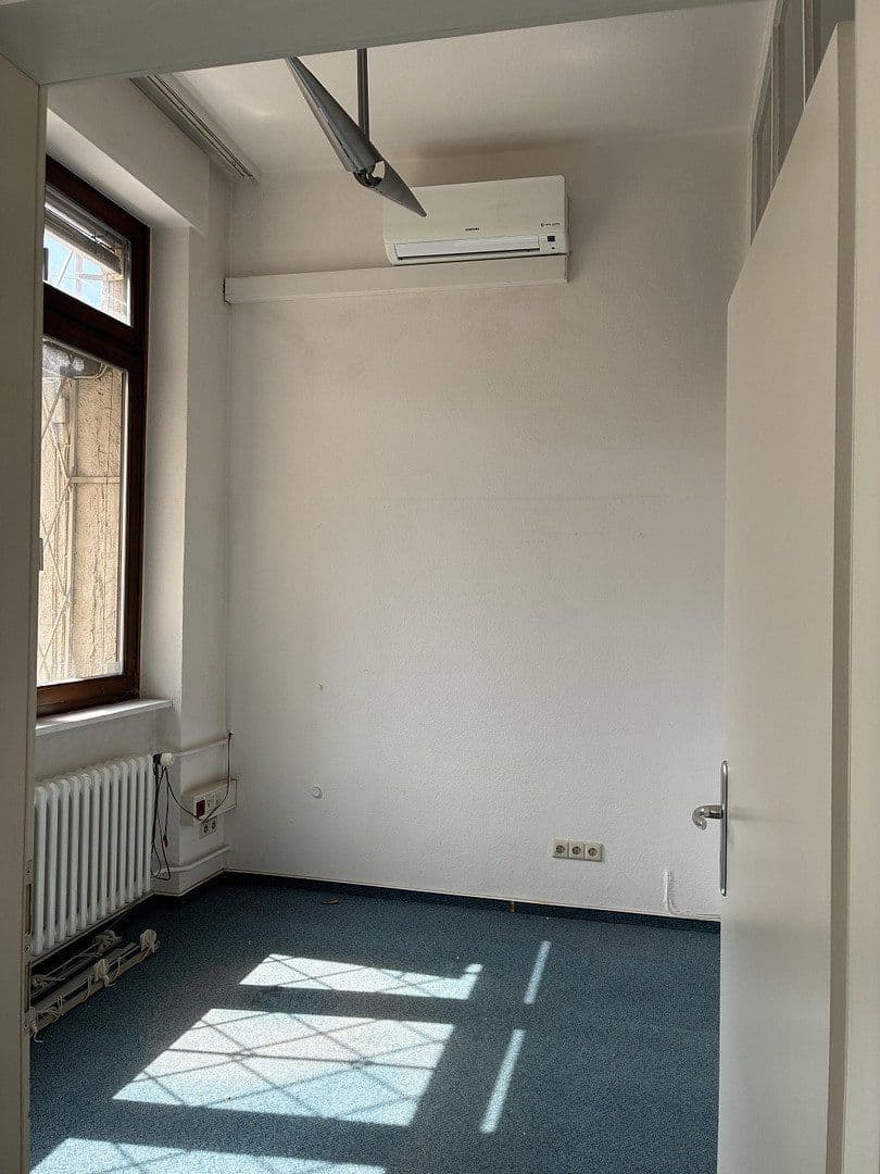 Pronájem nebytového prostoru 217 m², Salinenstrasse 35a, Bad Kreuznach, Porýní-Falc Pronájem nebytového prostoru 217 m², Salinenstrasse 35a, Bad Kreuznach, Porýní-Falc