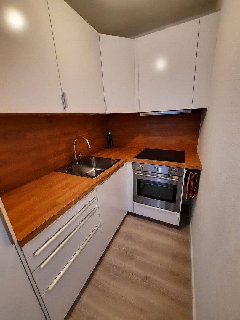 Pronájem bytu 2+1 70 m², Forellenweg 34, Lehrte, Dolní Sasko Pronájem bytu 2+1 70 m², Forellenweg 34, Lehrte, Dolní Sasko