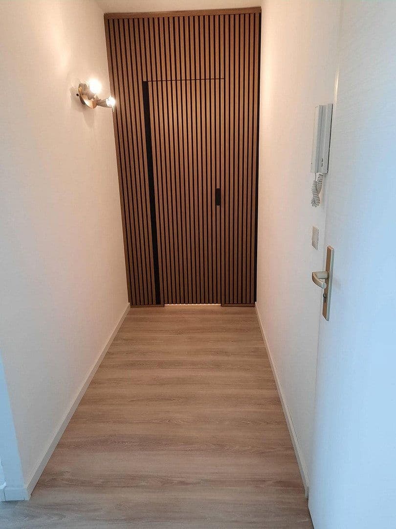 Pronájem bytu 2+1 70 m², Forellenweg 34, Lehrte, Dolní Sasko Pronájem bytu 2+1 70 m², Forellenweg 34, Lehrte, Dolní Sasko
