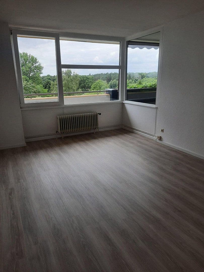 Pronájem bytu 2+1 70 m², Forellenweg 34, Lehrte, Dolní Sasko Pronájem bytu 2+1 70 m², Forellenweg 34, Lehrte, Dolní Sasko