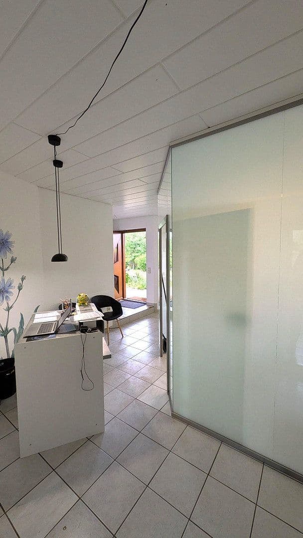 Prodej domu 154 m², pozemek 1.161 m², Wüstenrot, Bádensko-Württembersko Prodej domu 154 m², pozemek 1.161 m², Wüstenrot, Bádensko-Württembersko