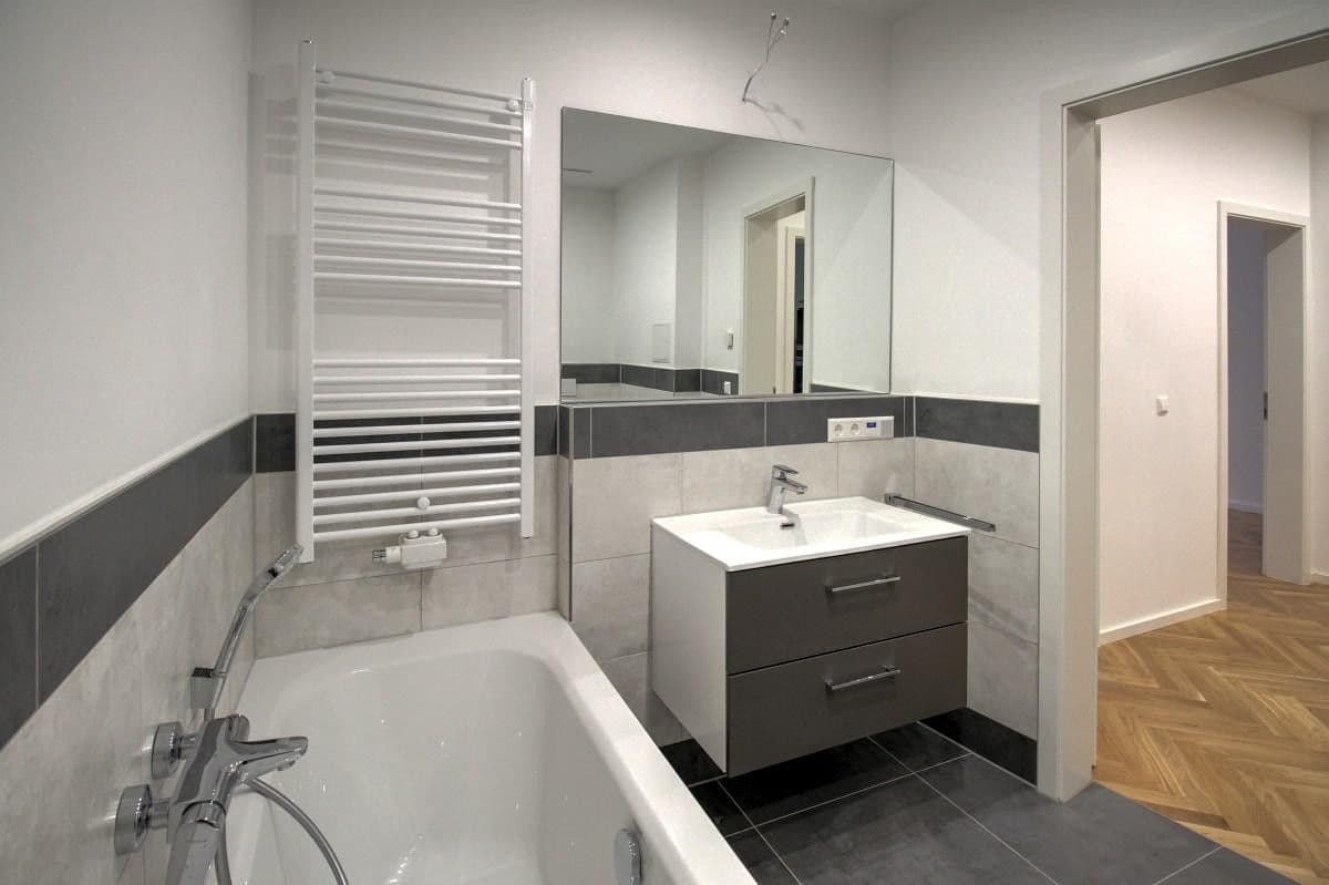 Pronájem bytu 2+1 73 m², Weißestraße 11, Leipzig, Sasko Pronájem bytu 2+1 73 m², Weißestraße 11, Leipzig, Sasko