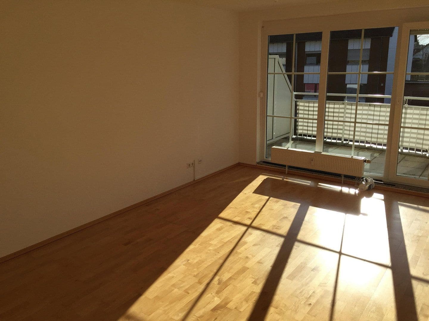 Prodej bytu 3+1 81 m², Lagerstraße 6B, Puchheim-Bahnhof, Bavorsko Prodej bytu 3+1 81 m², Lagerstraße 6B, Puchheim-Bahnhof, Bavorsko