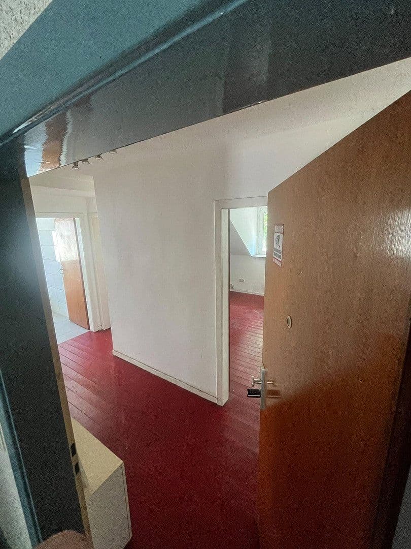 Pronájem bytu 5+1 100 m², Gerther Straße 8, Bochum, Severní Porýní-Vestfálsko Pronájem bytu 5+1 100 m², Gerther Straße 8, Bochum, Severní Porýní-Vestfálsko