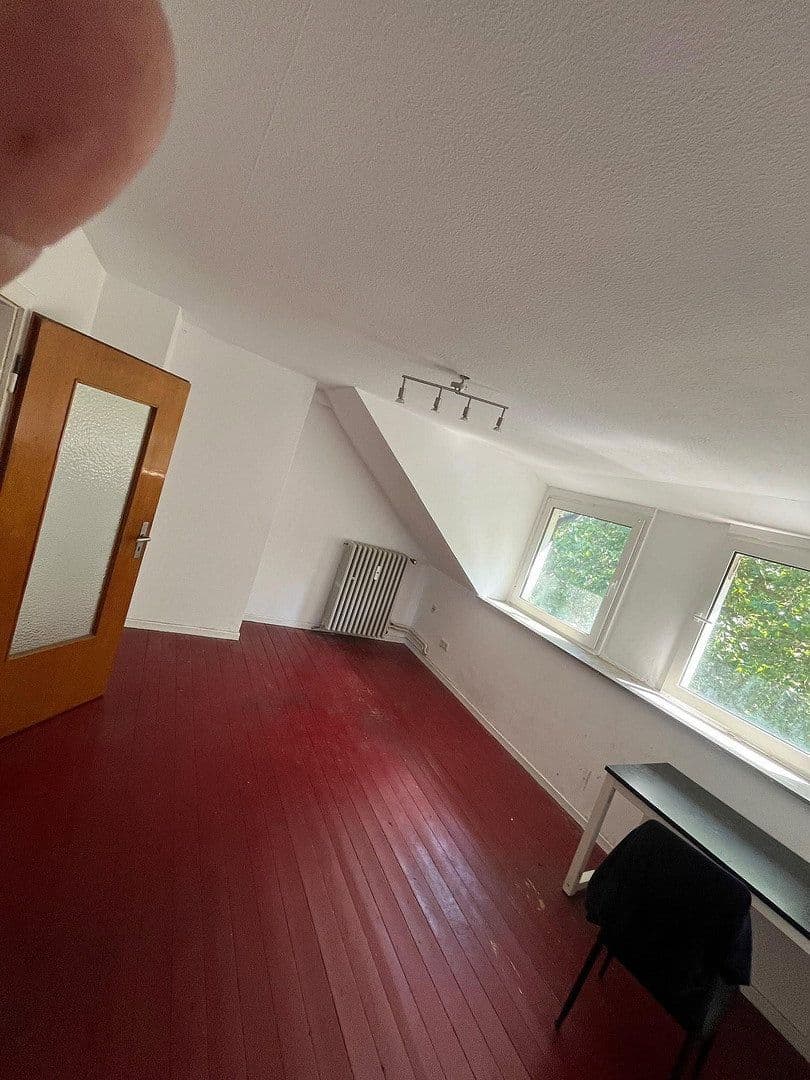 Pronájem bytu 5+1 100 m², Gerther Straße 8, Bochum, Severní Porýní-Vestfálsko Pronájem bytu 5+1 100 m², Gerther Straße 8, Bochum, Severní Porýní-Vestfálsko