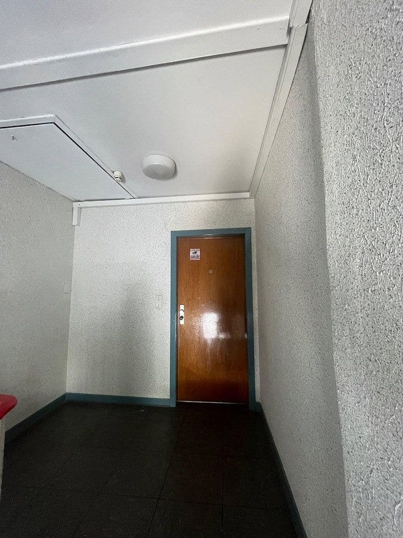 Pronájem bytu 5+1 100 m², Gerther Straße 8, Bochum, Severní Porýní-Vestfálsko Pronájem bytu 5+1 100 m², Gerther Straße 8, Bochum, Severní Porýní-Vestfálsko