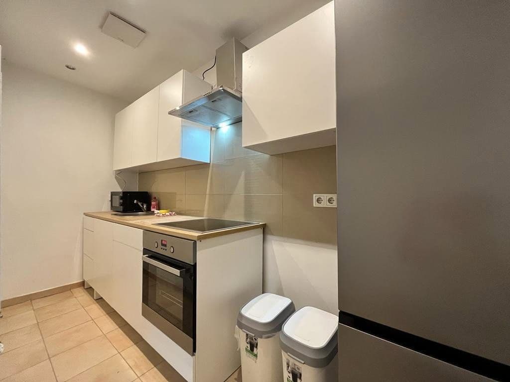 Pronájem bytu 2+1 65 m², Remscheiderstraße 88A, Wuppertal, Severní Porýní-Vestfálsko Pronájem bytu 2+1 65 m², Remscheiderstraße 88A, Wuppertal, Severní Porýní-Vestfálsko