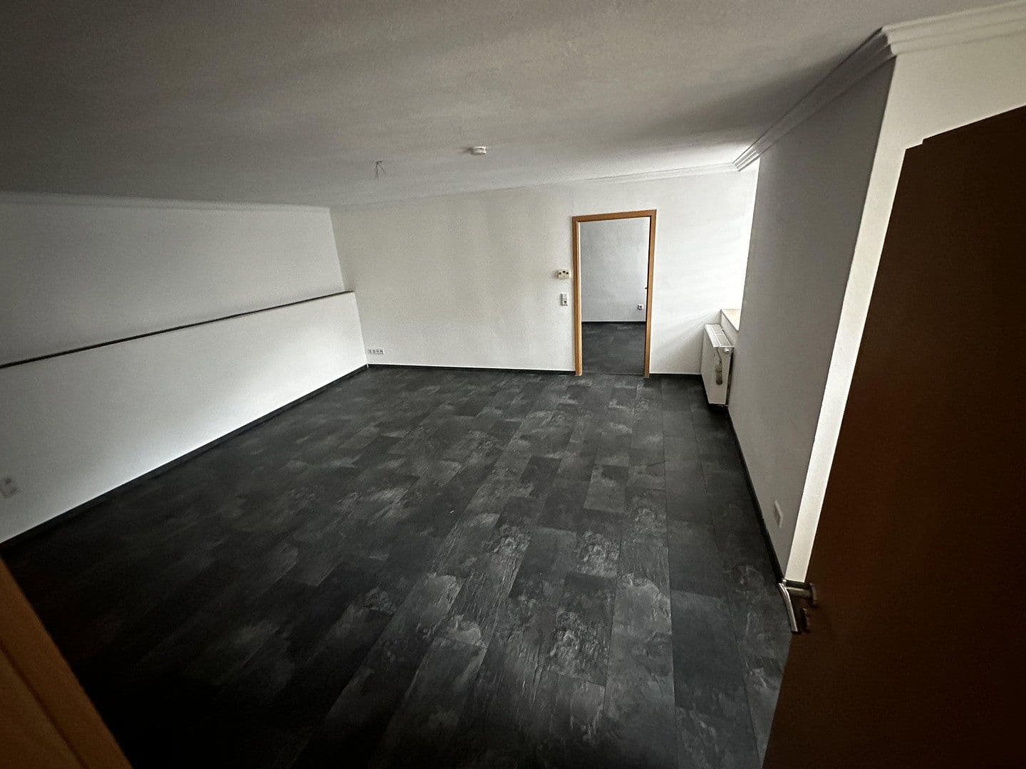 Pronájem bytu 2+1 65 m², Remscheiderstraße 88A, Wuppertal, Severní Porýní-Vestfálsko Pronájem bytu 2+1 65 m², Remscheiderstraße 88A, Wuppertal, Severní Porýní-Vestfálsko