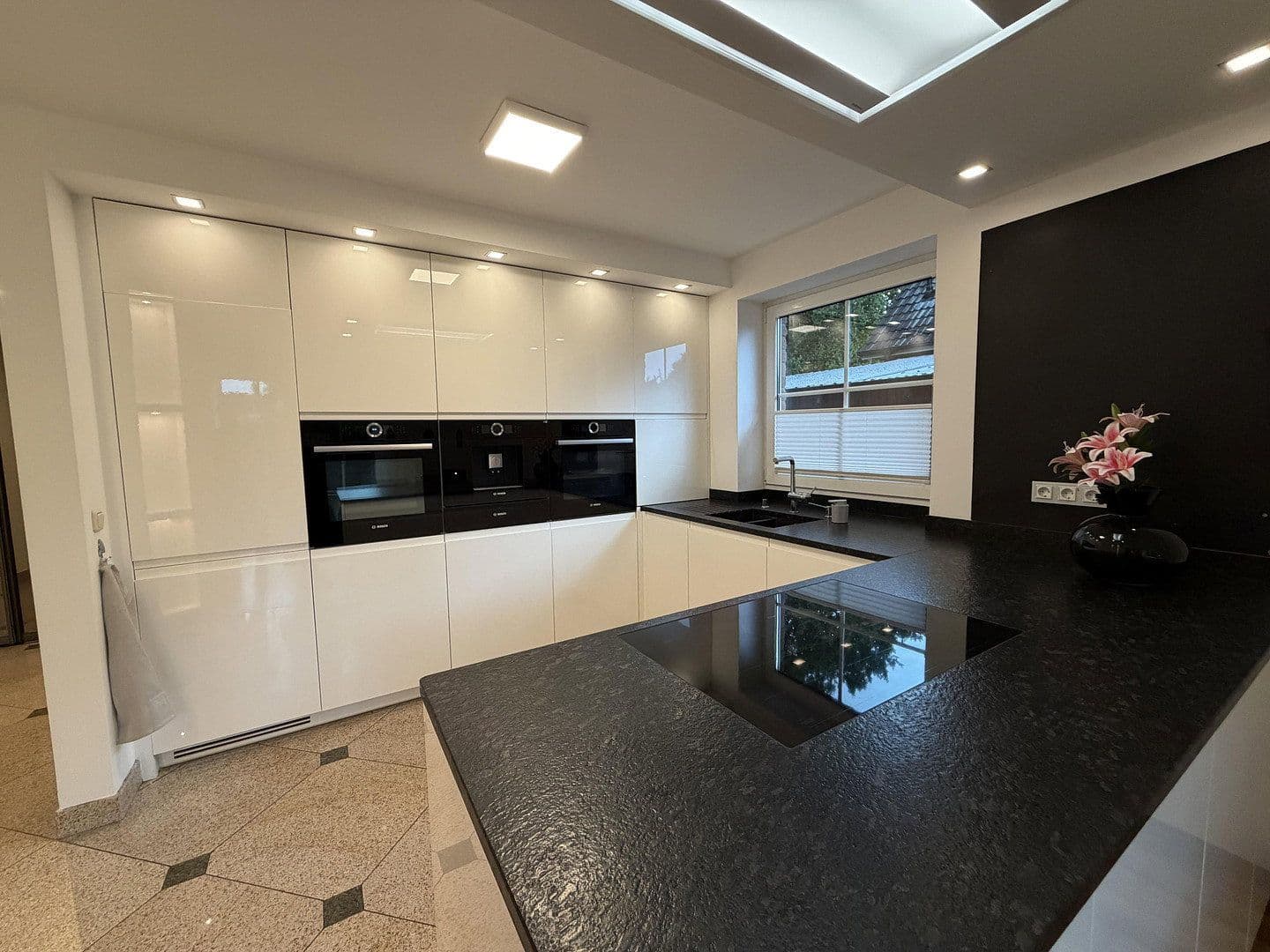 Pronájem domu 166 m², pozemek 700 m², Paul-Löbe-Weg, Elmshorn, Šlesvicko-Holštýnsko Pronájem domu 166 m², pozemek 700 m², Paul-Löbe-Weg, Elmshorn, Šlesvicko-Holštýnsko