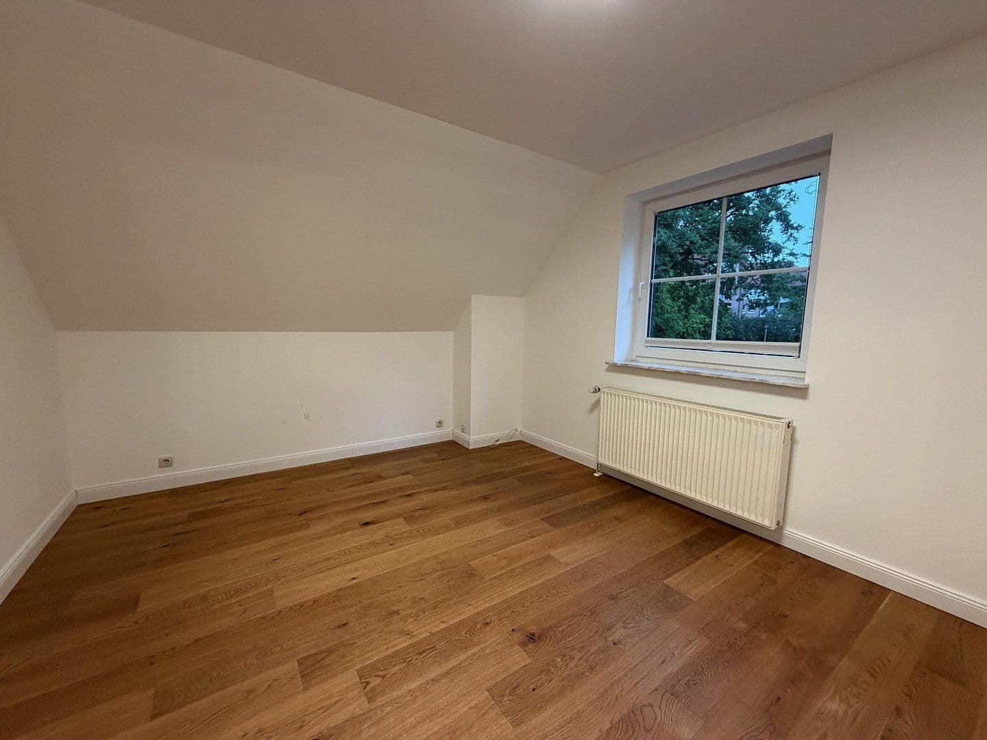 Pronájem domu 166 m², pozemek 700 m², Paul-Löbe-Weg, Elmshorn, Šlesvicko-Holštýnsko Pronájem domu 166 m², pozemek 700 m², Paul-Löbe-Weg, Elmshorn, Šlesvicko-Holštýnsko