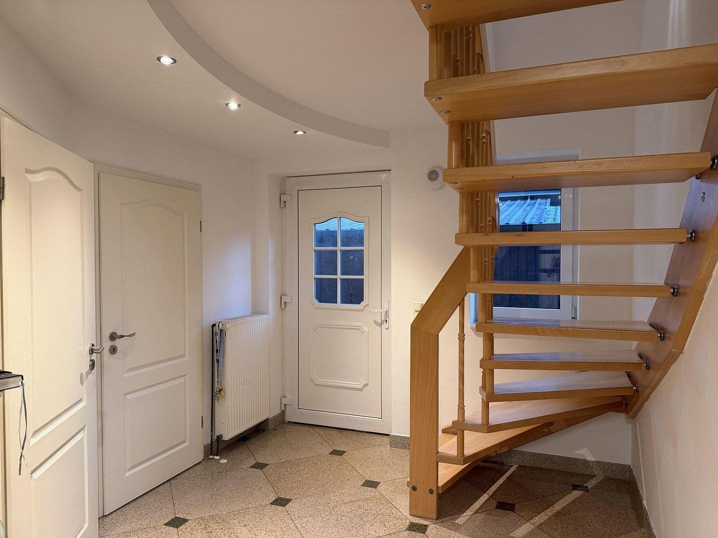 Pronájem domu 166 m², pozemek 700 m², Paul-Löbe-Weg, Elmshorn, Šlesvicko-Holštýnsko Pronájem domu 166 m², pozemek 700 m², Paul-Löbe-Weg, Elmshorn, Šlesvicko-Holštýnsko