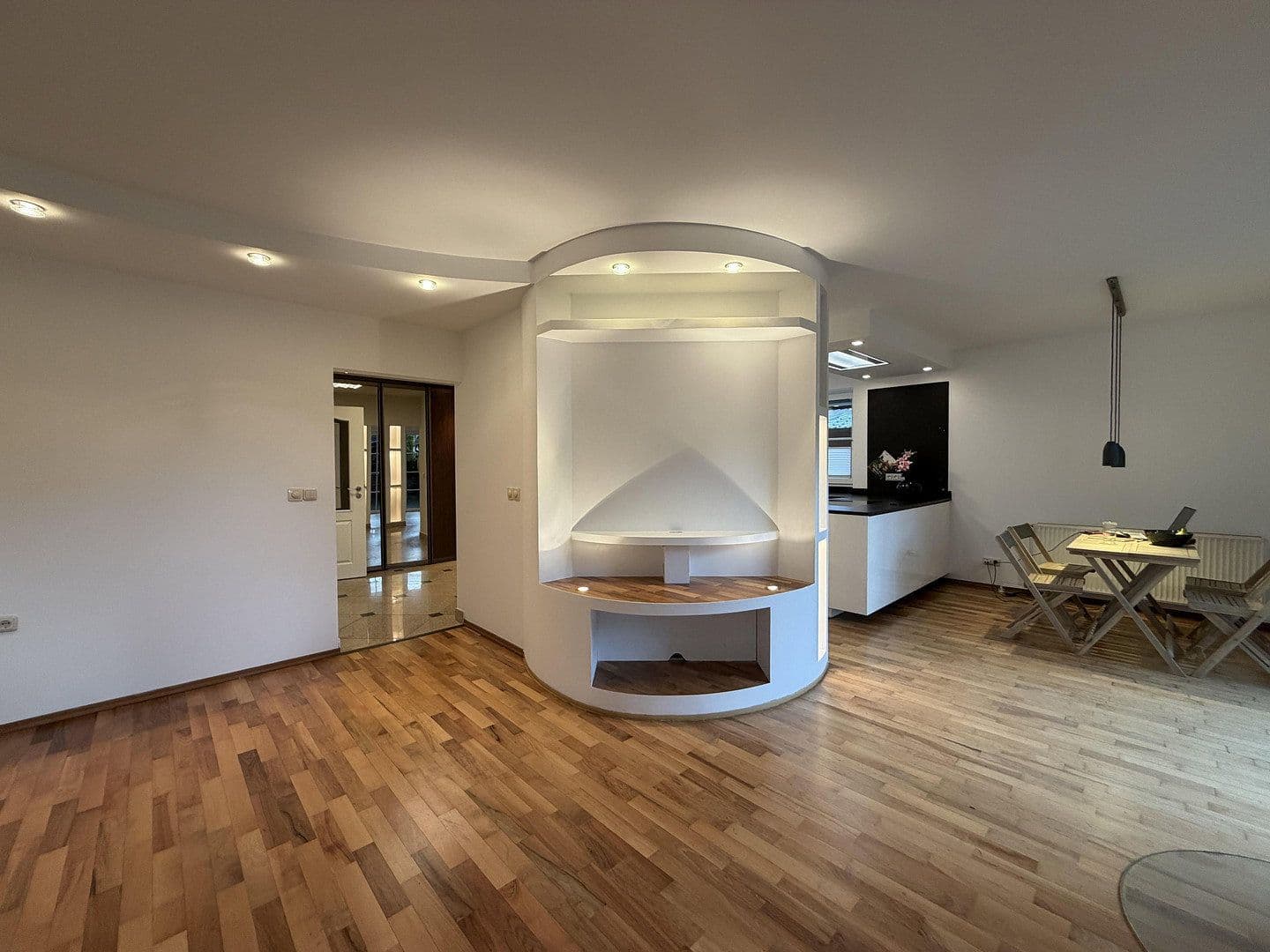 Pronájem domu 166 m², pozemek 700 m², Paul-Löbe-Weg, Elmshorn, Šlesvicko-Holštýnsko Pronájem domu 166 m², pozemek 700 m², Paul-Löbe-Weg, Elmshorn, Šlesvicko-Holštýnsko