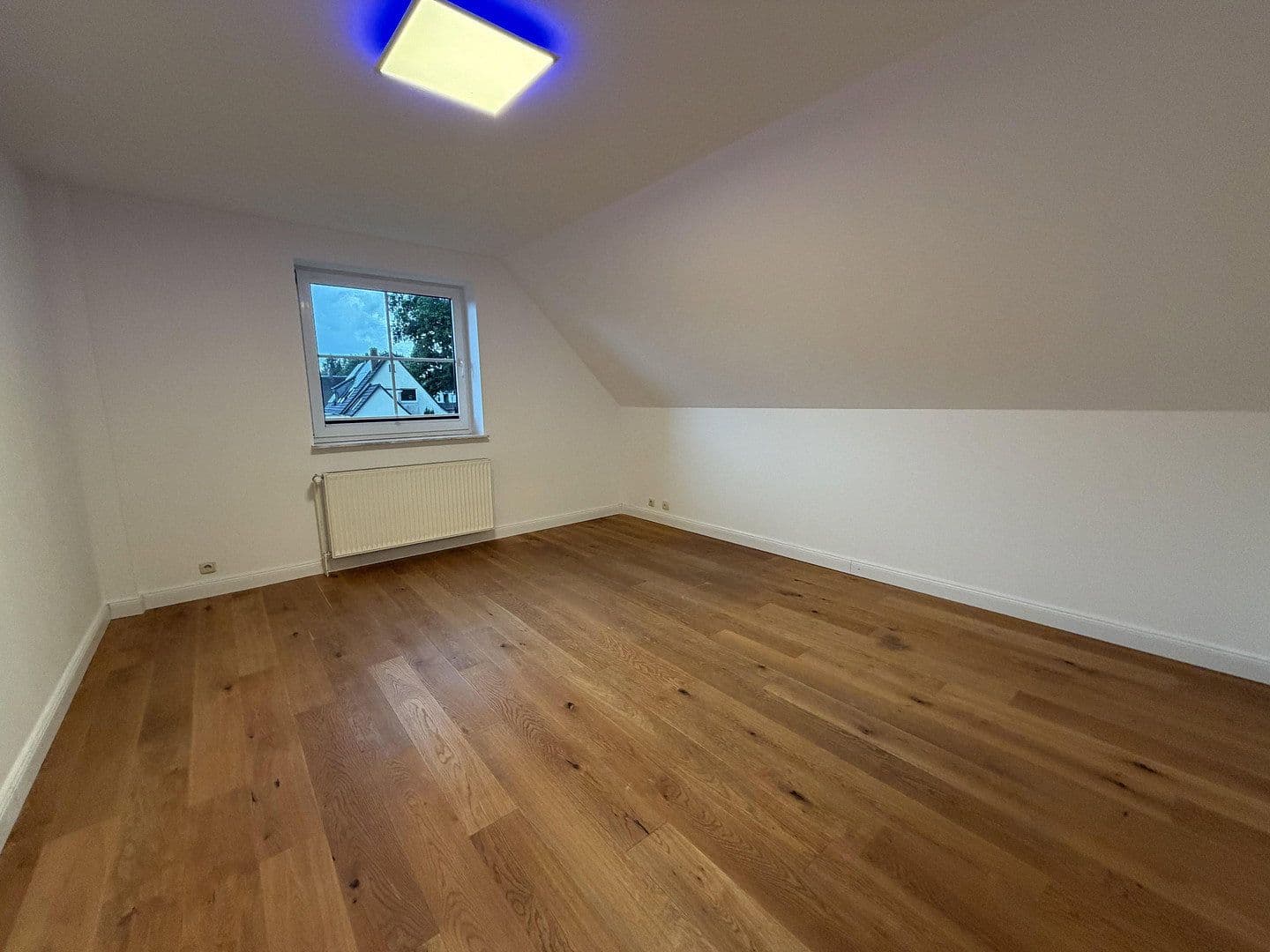 Pronájem domu 166 m², pozemek 700 m², Paul-Löbe-Weg, Elmshorn, Šlesvicko-Holštýnsko Pronájem domu 166 m², pozemek 700 m², Paul-Löbe-Weg, Elmshorn, Šlesvicko-Holštýnsko
