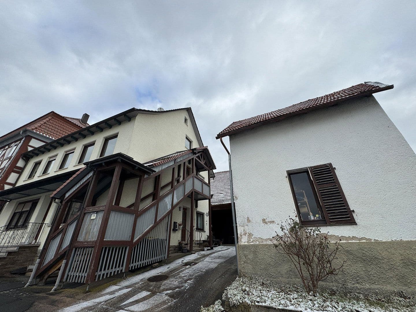 Prodej domu 320 m², pozemek 320 m², Nentershausen, Hessen Prodej domu 320 m², pozemek 320 m², Nentershausen, Hessen