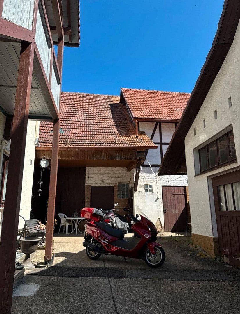 Prodej domu 320 m², pozemek 320 m², Nentershausen, Hessen Prodej domu 320 m², pozemek 320 m², Nentershausen, Hessen