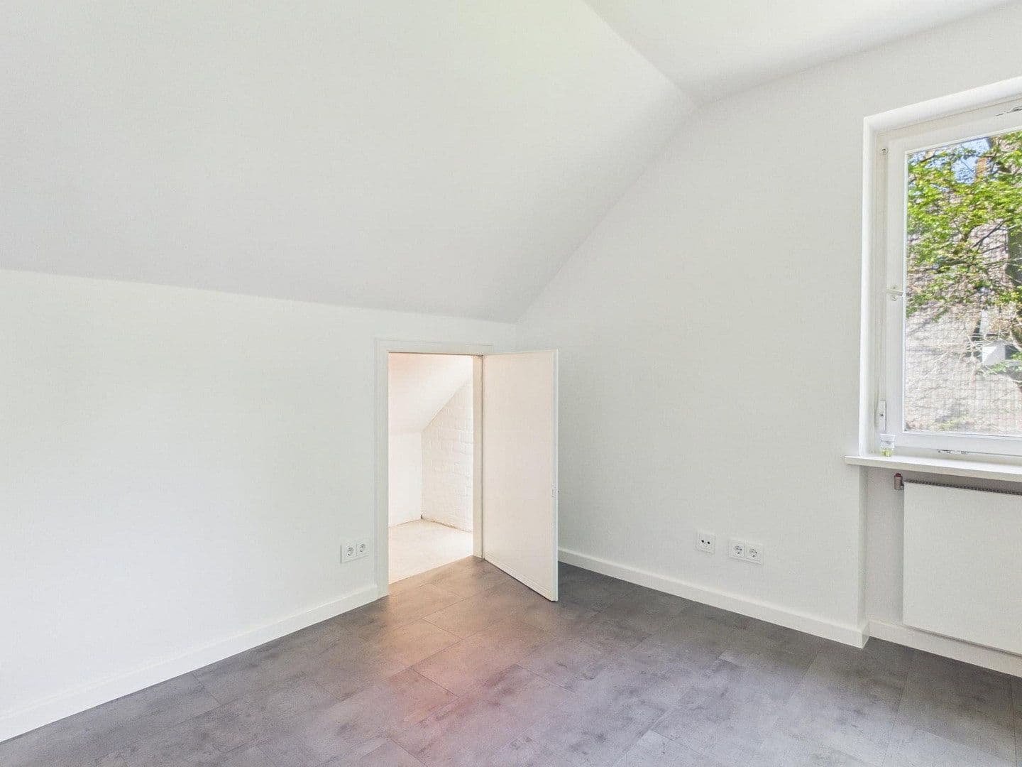 Prodej bytu 3+1 106 m², Hamburg, Hamburg Prodej bytu 3+1 106 m², Hamburg, Hamburg