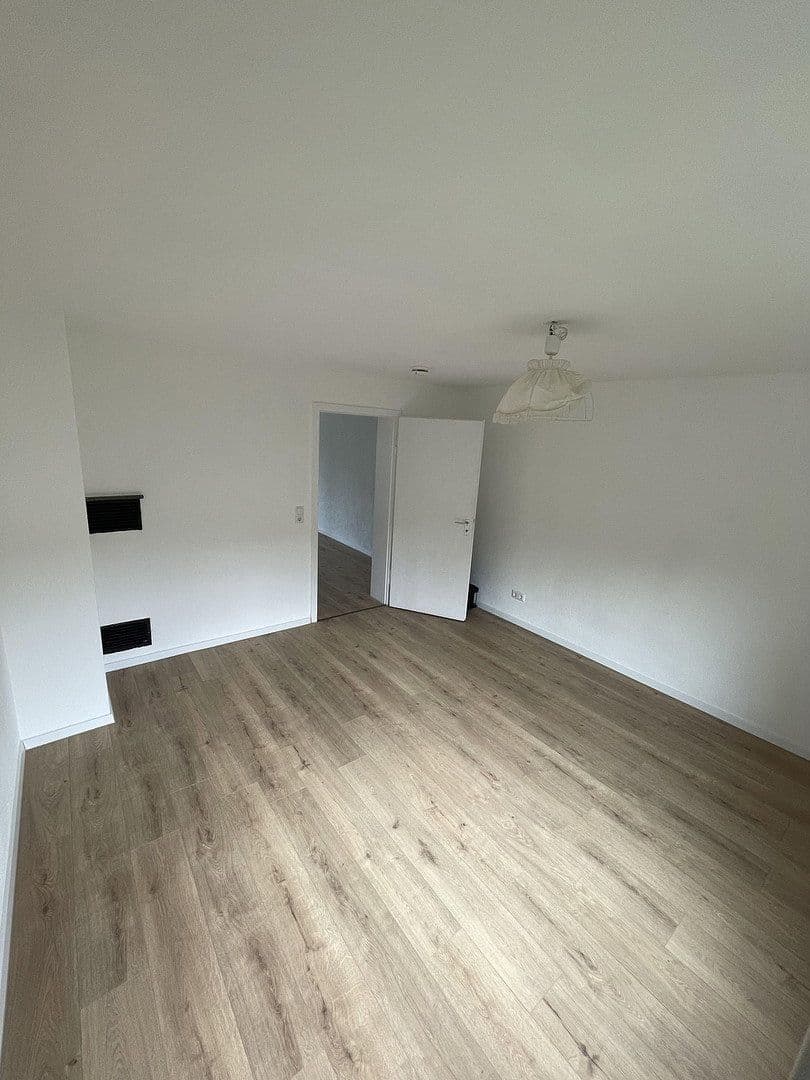 Pronájem bytu 2+1 51 m², Berliner Ring, 9, Backnang, Bádensko-Württembersko Pronájem bytu 2+1 51 m², Berliner Ring, 9, Backnang, Bádensko-Württembersko