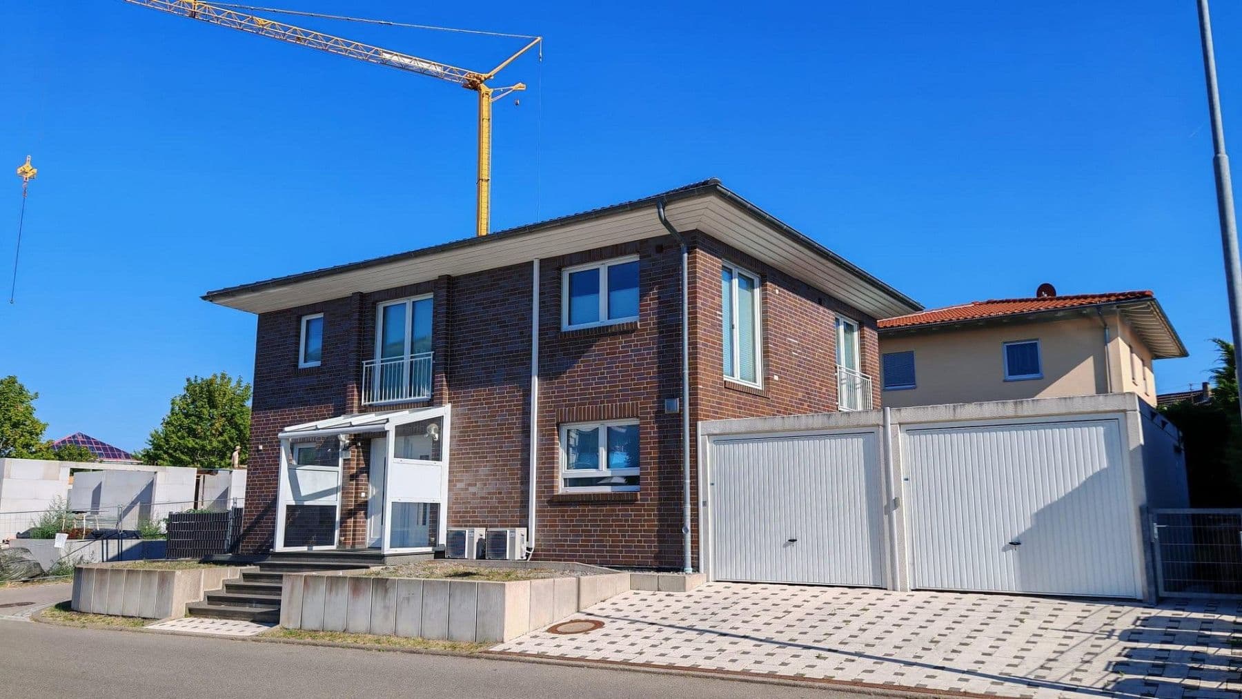 Pronájem domu 170 m², pozemek 398 m², Straubenhardt, Bádensko-Württembersko Pronájem domu 170 m², pozemek 398 m², Straubenhardt, Bádensko-Württembersko