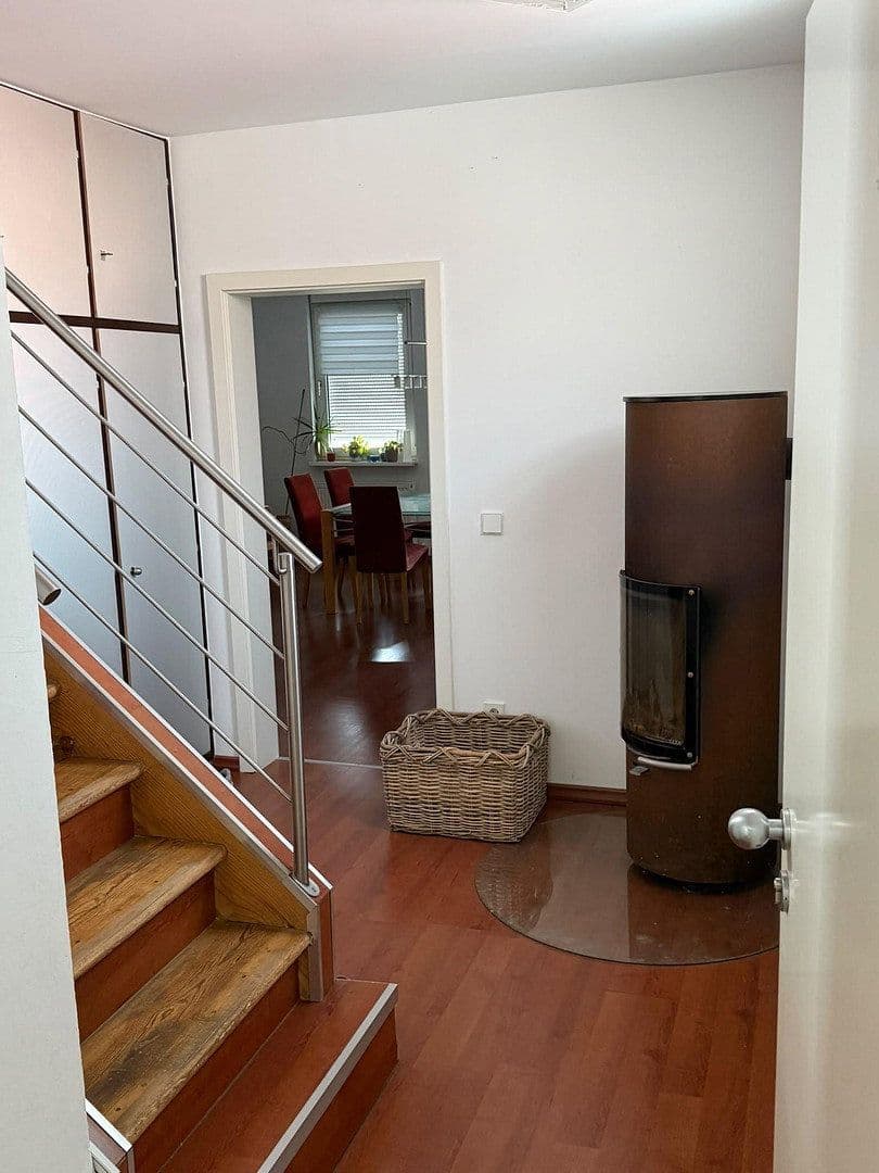 Prodej bytu 6+1 170 m², Offenbach an der Queich, Porýní-Falc Prodej bytu 6+1 170 m², Offenbach an der Queich, Porýní-Falc