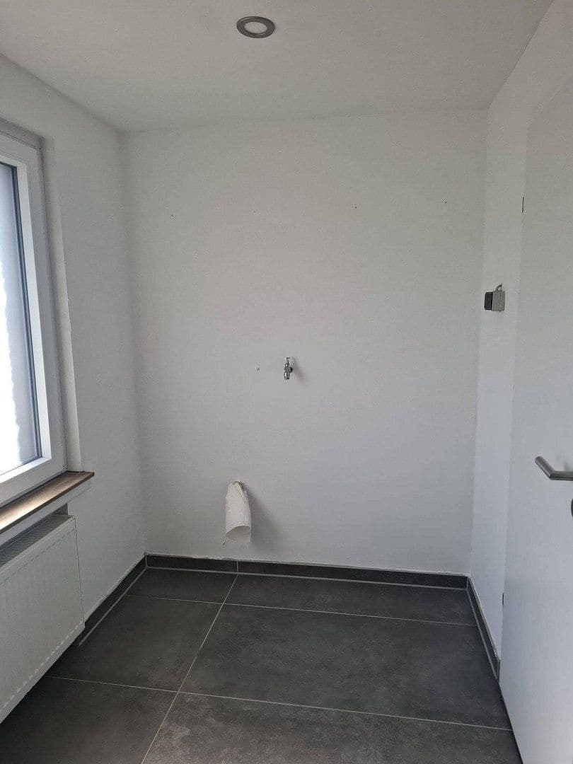 Pronájem bytu 5+1 140 m², Antilopenweg 12, Bielefeld, Severní Porýní-Vestfálsko Pronájem bytu 5+1 140 m², Antilopenweg 12, Bielefeld, Severní Porýní-Vestfálsko