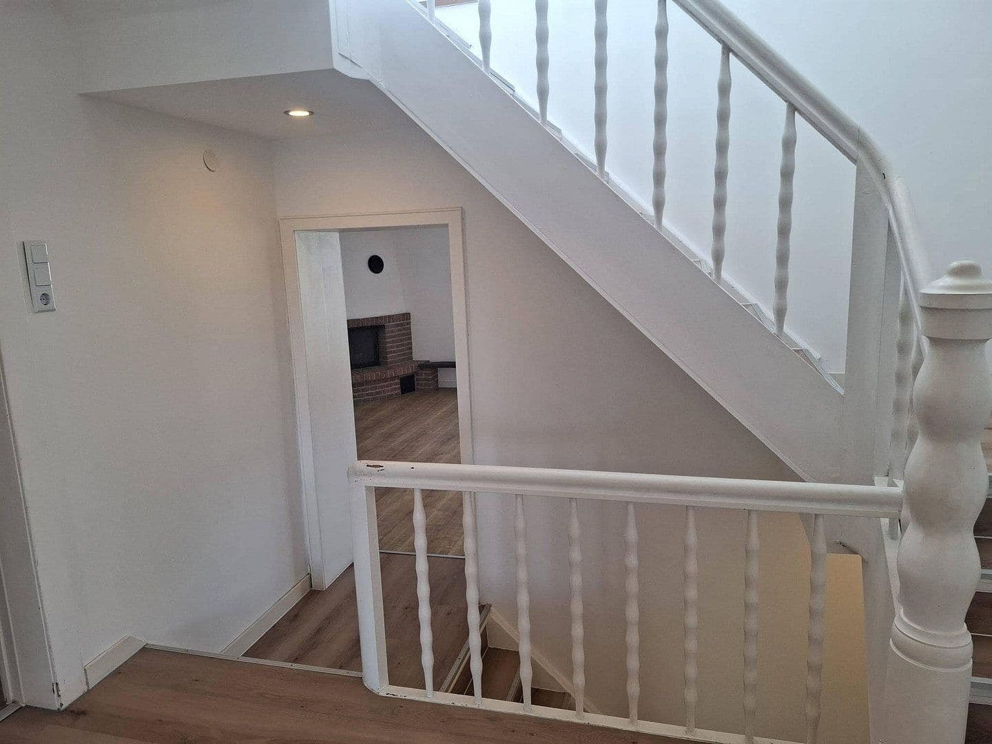 Pronájem bytu 5+1 140 m², Antilopenweg 12, Bielefeld, Severní Porýní-Vestfálsko Pronájem bytu 5+1 140 m², Antilopenweg 12, Bielefeld, Severní Porýní-Vestfálsko