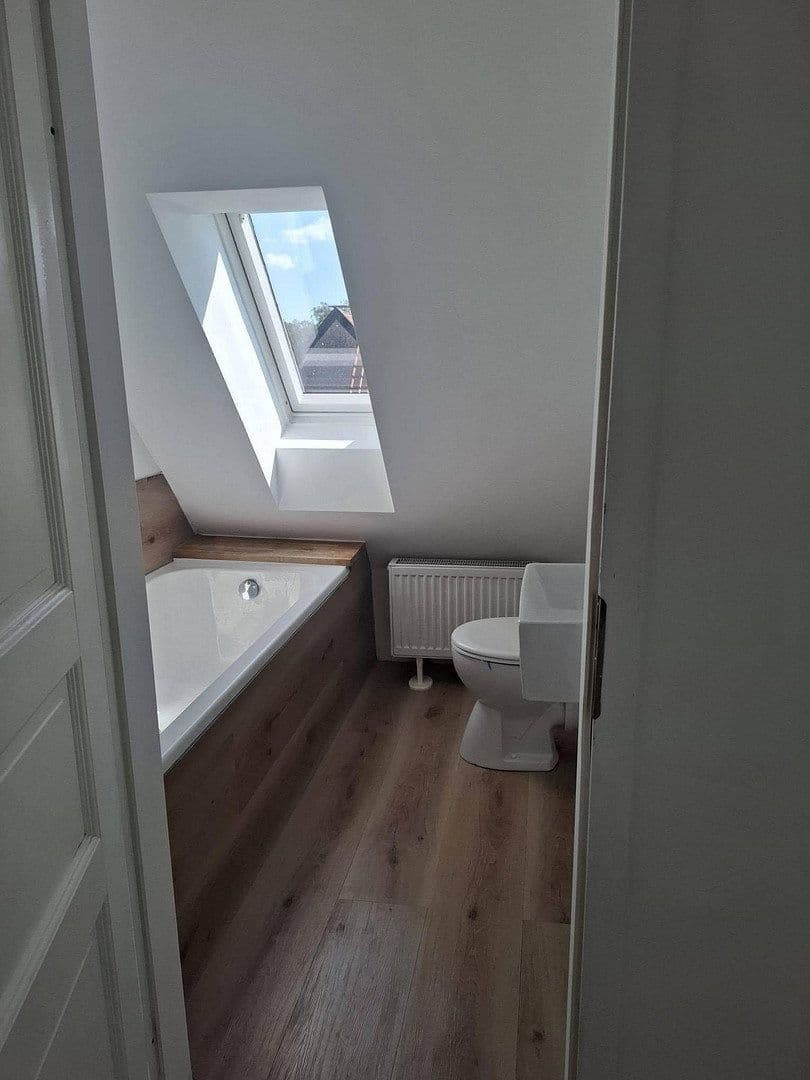 Pronájem bytu 5+1 140 m², Antilopenweg 12, Bielefeld, Severní Porýní-Vestfálsko Pronájem bytu 5+1 140 m², Antilopenweg 12, Bielefeld, Severní Porýní-Vestfálsko