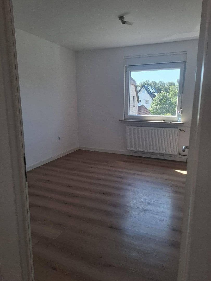Pronájem bytu 5+1 140 m², Antilopenweg 12, Bielefeld, Severní Porýní-Vestfálsko Pronájem bytu 5+1 140 m², Antilopenweg 12, Bielefeld, Severní Porýní-Vestfálsko