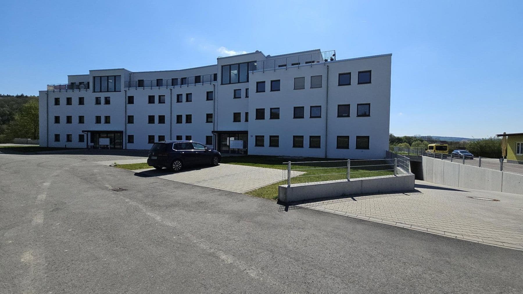 Pronájem bytu 3+kk 107 m², Harthäuser Straße 18, Igersheim, Bádensko-Württembersko Pronájem bytu 3+kk 107 m², Harthäuser Straße 18, Igersheim, Bádensko-Württembersko