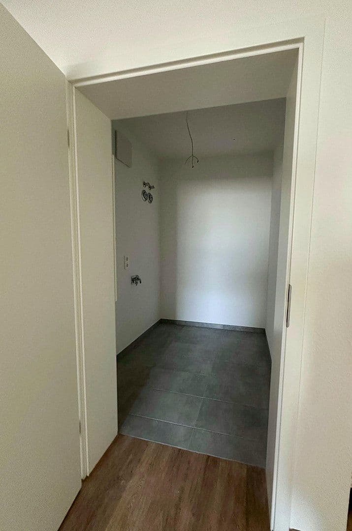 Pronájem bytu 3+kk 107 m², Harthäuser Straße 18, Igersheim, Bádensko-Württembersko Pronájem bytu 3+kk 107 m², Harthäuser Straße 18, Igersheim, Bádensko-Württembersko
